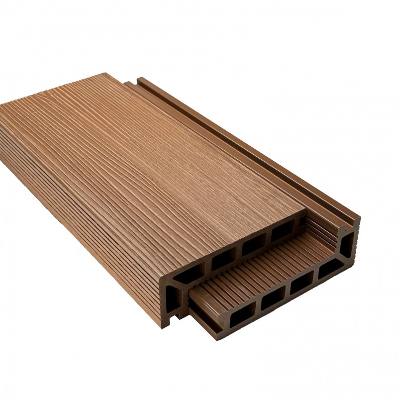 WPC Stufendiele in Holzoptik, 50 x 140 mm, Wellenstruktur, Hellbraun