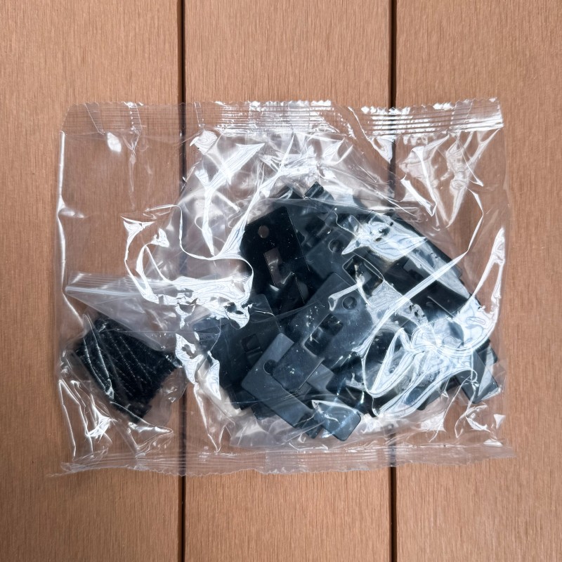 WPC Verbindungsclip (aus Edelstahl) mit Bohrschraube, für Massivdielen, 1 Packung