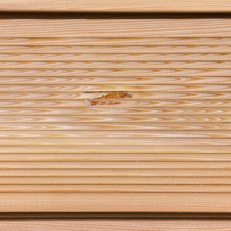 Terrassendielen geriffelt, 27 x 140 mm, B/C Sortierung.