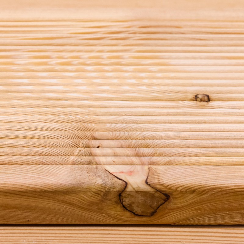 Terrassendielen geriffelt, 27 x 140 mm, B/C Sortierung.