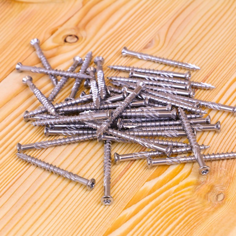 Bausatz Terrasse, Sibirische Lärche geriffelt, 27 x 140 mm, B/C Sortierung.