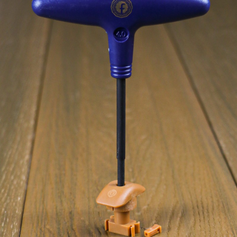 Bausatz, FeelingWood WPC Premium Terrassendiele in Holzoptik, 25 x 150 mm, Wellenstruktur, Teak