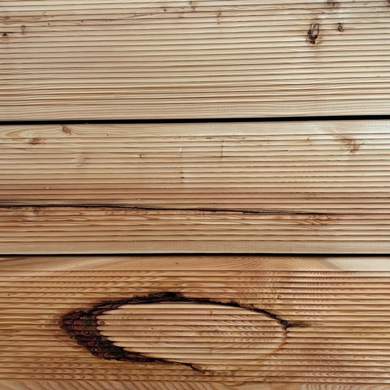 Terrassendielen geriffelt, 27 x 140 mm, C Sortierung.