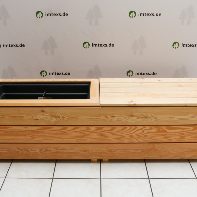 Hochbeet ohne Sichtschutz, aus Sibirischer Lärche, mit Pflanztrog, abnehmbare Abdeckleiste und mit Abdeckung, fertig montiert.