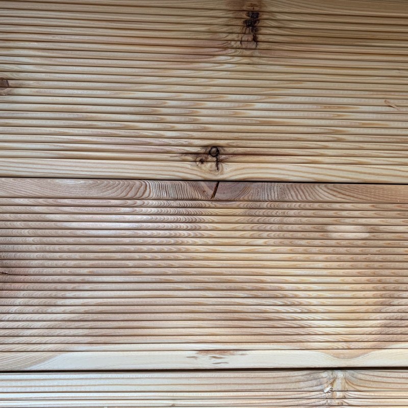 Terrassendielen geriffelt, 27 x 140 mm, C Sortierung.