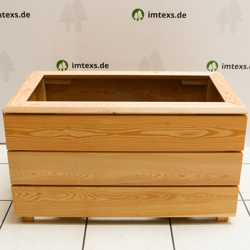 Hochbeet ohne Sichtschutz, aus Sibirischer Lärche, mit Pflanztrog, abnehmbare Abdeckleiste und mit Abdeckung, fertig montiert.
