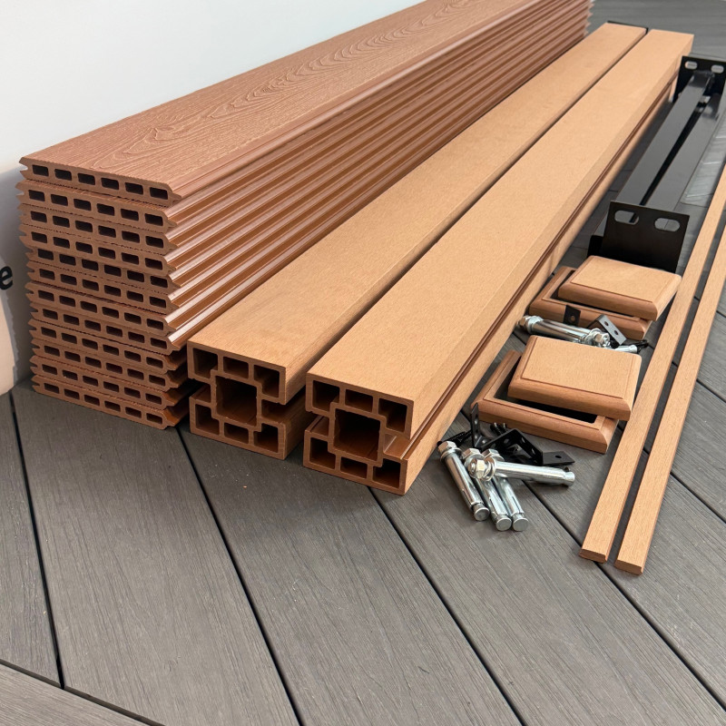 Bausatz, WPC Zaun Komplett-Set mit WPC-Pfosten (zum Aufschrauben), Hellbraun